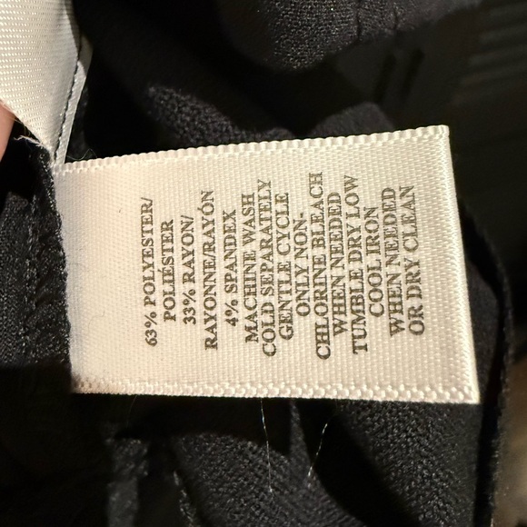 NWT Tailored Skirt with Flare Size 00P - Picture 5 of 5